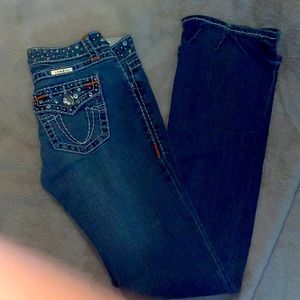 Gently Worn LA Idol Studded Bootleg Jeans W/Thick Stitching!